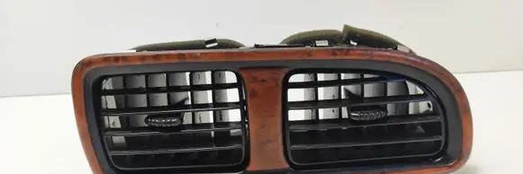 KIA Clarus Dash center air vent grill