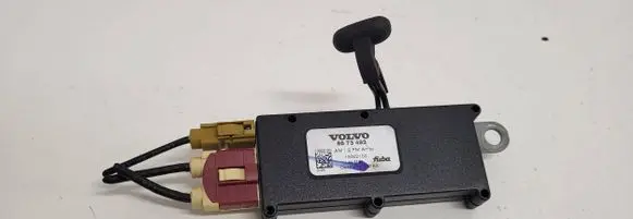 Volvo V50 Antenna control unit 8673493 13002100