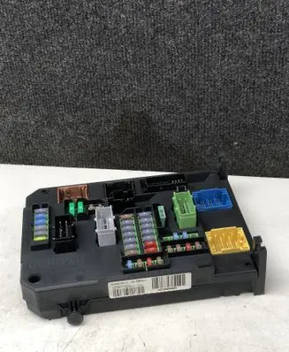 Peugeot 308 Fuse module A2C53383165 A2C32427600