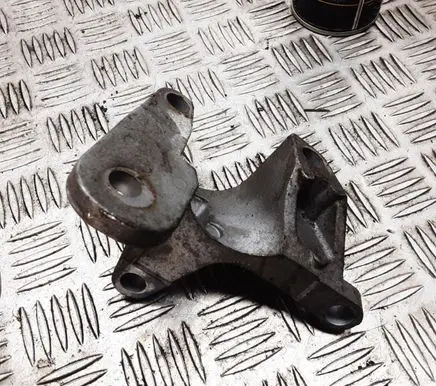 Ford Focus Engine mounting bracket 9K552AB D04YA