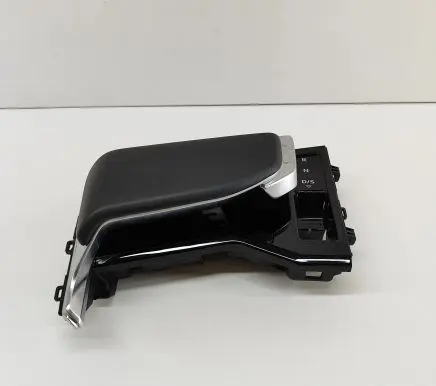 Audi e-tron Gear shifter/selector 4KR713041A 1035136103