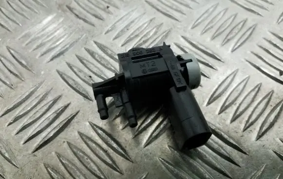 Skoda Superb B6 (3T) Turbo solenoid valve 1K0906283A