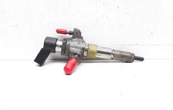 Volvo V60 Fuel injector 9802448680