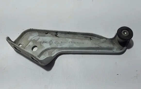 Dacia Dokker Sliding door upper roller guide/hinge 777949343R