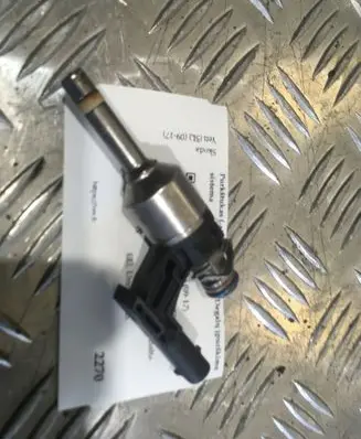 Skoda Yeti (5L) Fuel injector 03F906 03F906036B