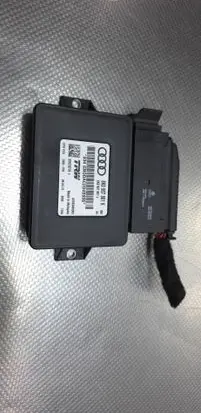 Audi A4 S4 B8 8K Hand brake control module 8K0907801K