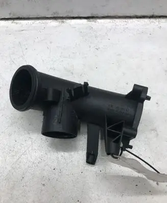 Volkswagen Golf Plus Engine coolant pipe/hose 03C145861