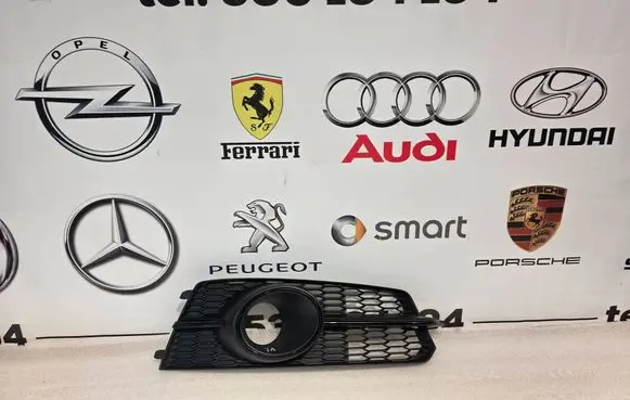 Audi A6 C7 Front bumper lower grill 4G0807682AG