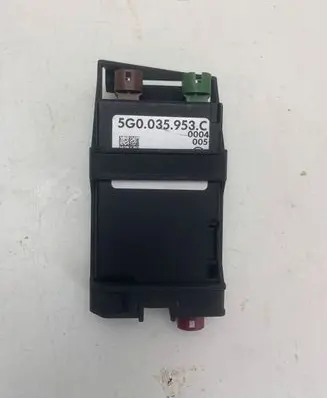 Volkswagen PASSAT B8 USB control unit 5G0035953C