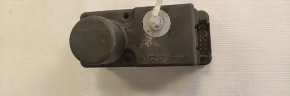 Volkswagen Golf III Vacuum pump 1H0962257G
