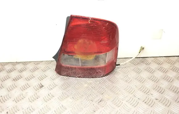 Mazda 323 Rear/tail lights 082161948RF 012161948 E410375