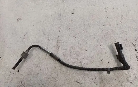 Mercedes-Benz C AMG W204 Exhaust gas temperature sensor A0009056904