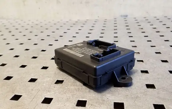 Volvo S60 Door control unit/module A2C53304051 AV6N14C235BB AV6N14C064AE