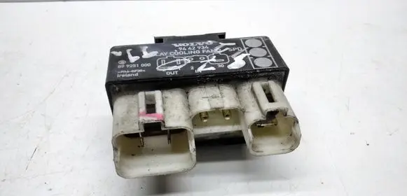 Coolant fan relay