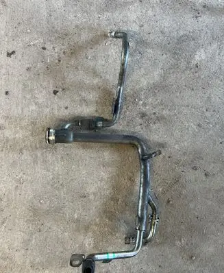 Jeep Grand Cherokee Engine coolant pipe/hose