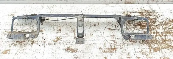 Renault Laguna I Radiator support slam panel