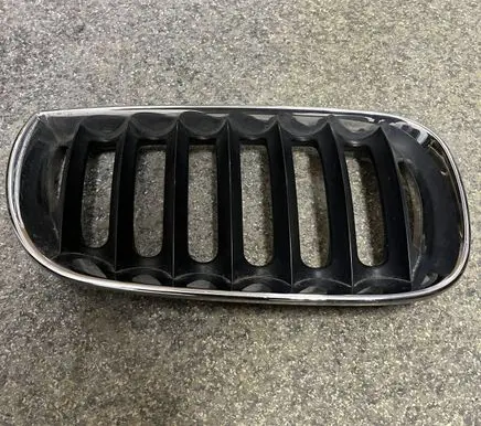 BMW X3 E83 Front bumper upper radiator grill 5113340291002