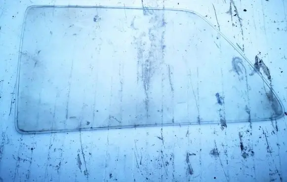 Volkswagen Golf II Rear side window