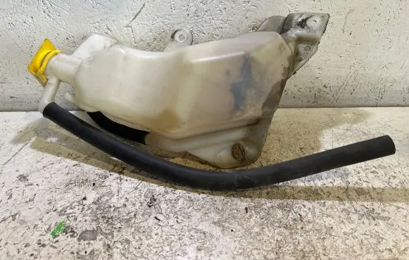 Dodge Durango Coolant expansion tank/reservoir 68251851AA