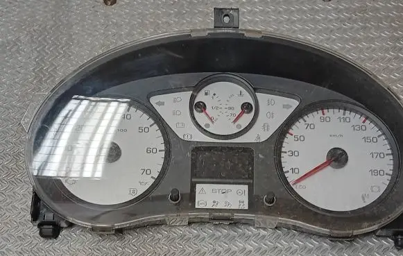 Peugeot Partner Speedometer (instrument cluster) WA07F8D1