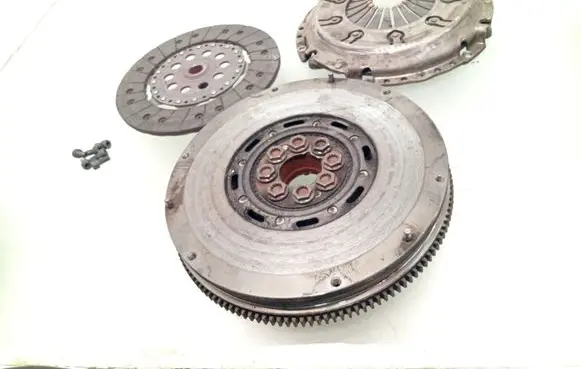 Volvo V70 Clutch set kit 324015911