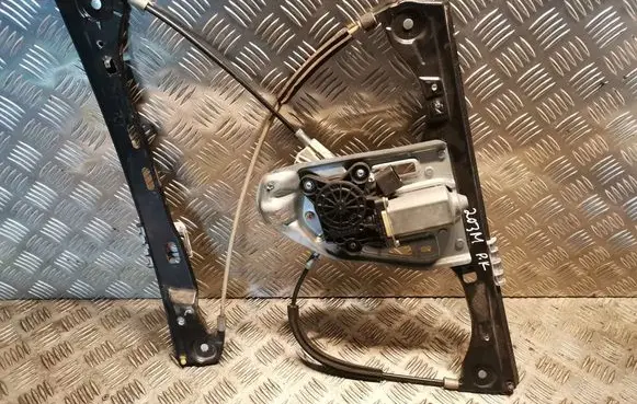 Mercedes-Benz C W203 Front door electric window regulator A2037201746 2037201746