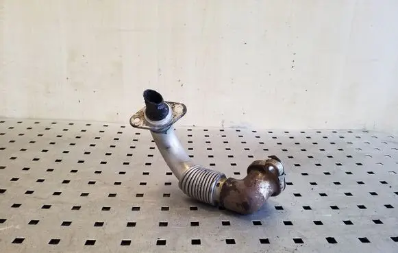KIA Sorento EGR valve line/pipe/hose