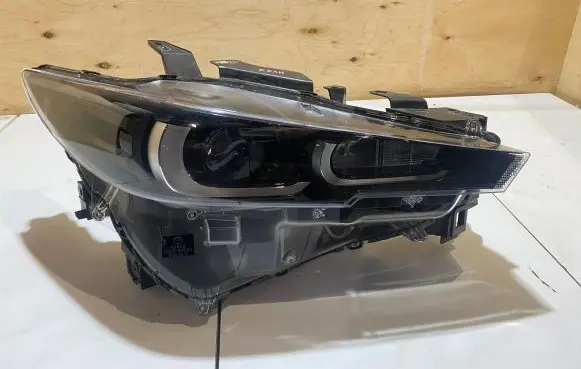 Mazda CX-5 II Headlight/headlamp KSD651030