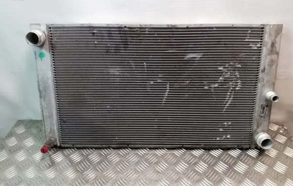 Coolant radiator