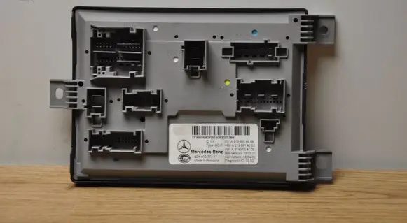 Mercedes-Benz E W213 Comfort/convenience module A2139006909