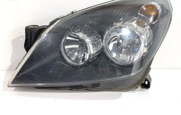 Opel Astra H Headlight/headlamp 24451032