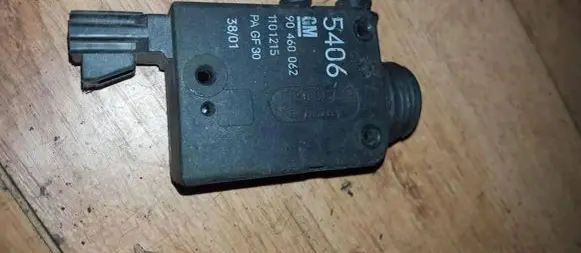 Opel Vectra B Central locking motor 90460062 1101215