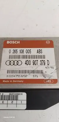 Audi A4 S4 B5 8D Engine control unit/module 4D0907379D 0265108005