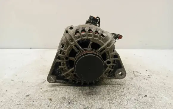 KIA Ceed Generator/alternator 373002A500 2543370A TG12C033