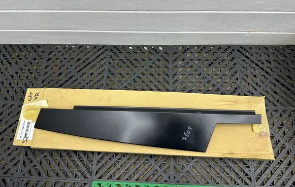 BMW 5 G30 G31 G38 Other front door trim element 7336954 16081010