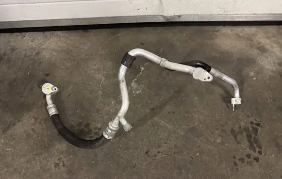 Audi A3 S3 8V Air conditioning (A/C) pipe/hose 5Q0816743L