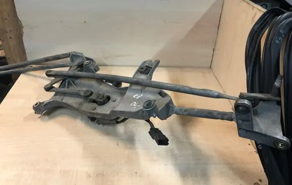 Citroen C8 Front wiper linkage and motor 404721