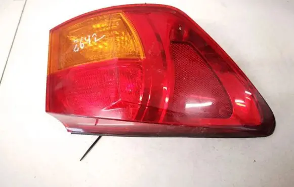 Lexus IS 220D-250-350 Rear/tail lights