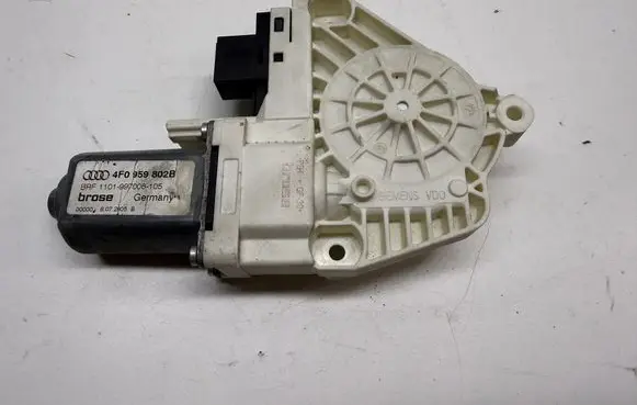 Audi A6 S6 C6 4F Front door window regulator motor 4F0959802B 1101997008105