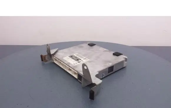 Lexus IS 200-300 Engine control unit/module ECU 8966153030