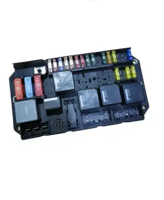 Land Rover Range Rover Sport L320 Fuse module YQE500370 518879002 070904013743