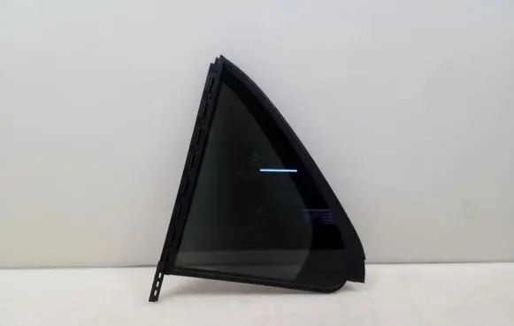 Mercedes-Benz GLE W167 Rear vent window glass 