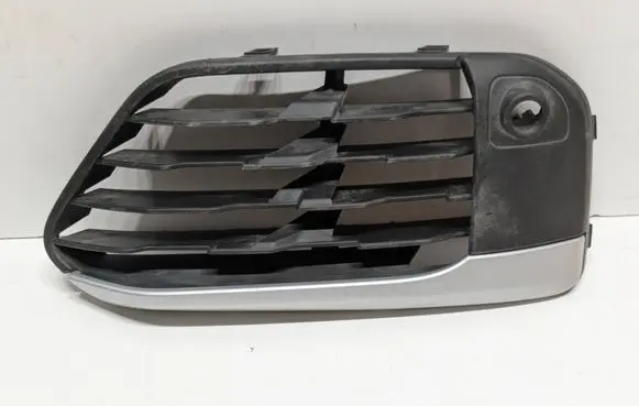 BMW X1 F48 F49 Front fog light trim/grill 7354778 21163611 51117354778