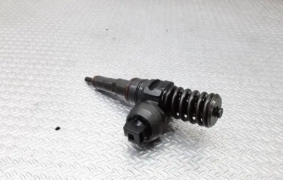 Audi A3 S3 8L Fuel injector 038130073AQ