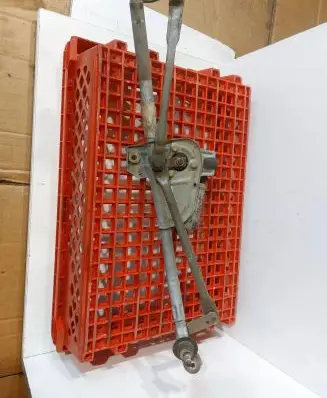Audi A6 S6 C5 4B Front wiper linkage and motor 4B7955603