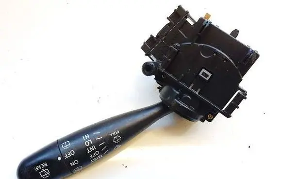 Toyota Yaris Wiper control stalk 173647