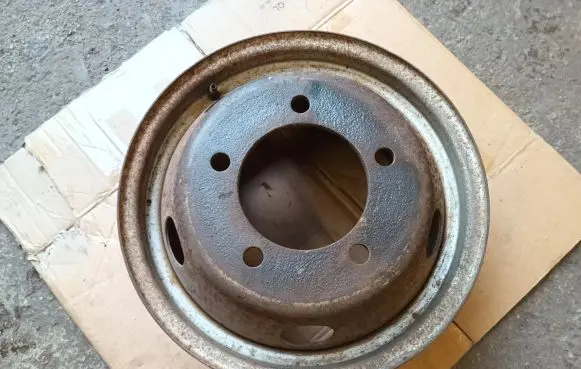 Renault Mascott R16 steel rim 