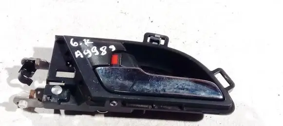 Honda CR-V Rear door interior handle