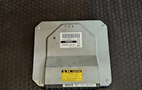 Lexus RX 330 - 350 - 400H ABS control unit/module 8954048341