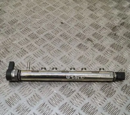 BMW X3 F25 Fuel main line pipe 0281002949